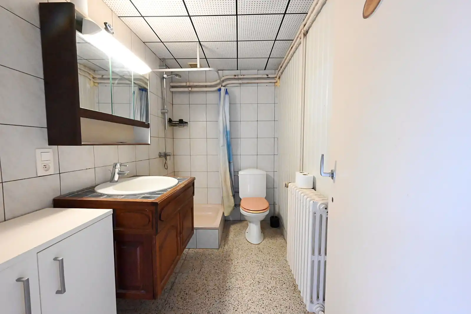 Woning met 3 slaapkamers en 3 garages foto 9