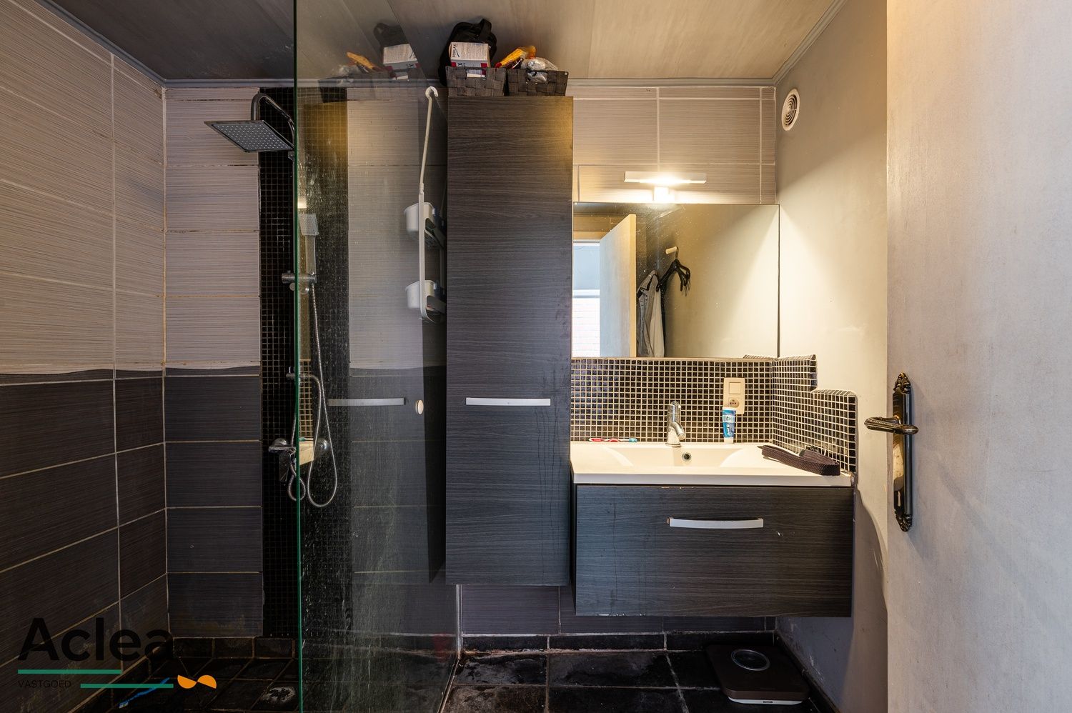 Te renoveren woning in Eeklo foto 9
