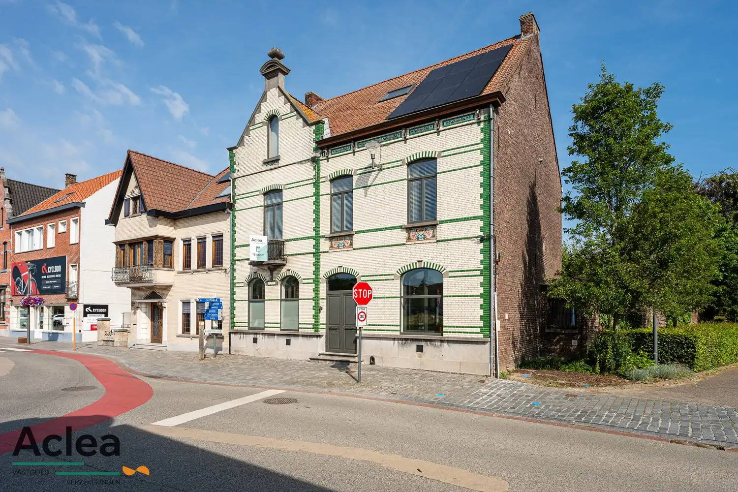 Statige herenwoning met authentieke grandeur aan het Plein in Kaprijke foto 34