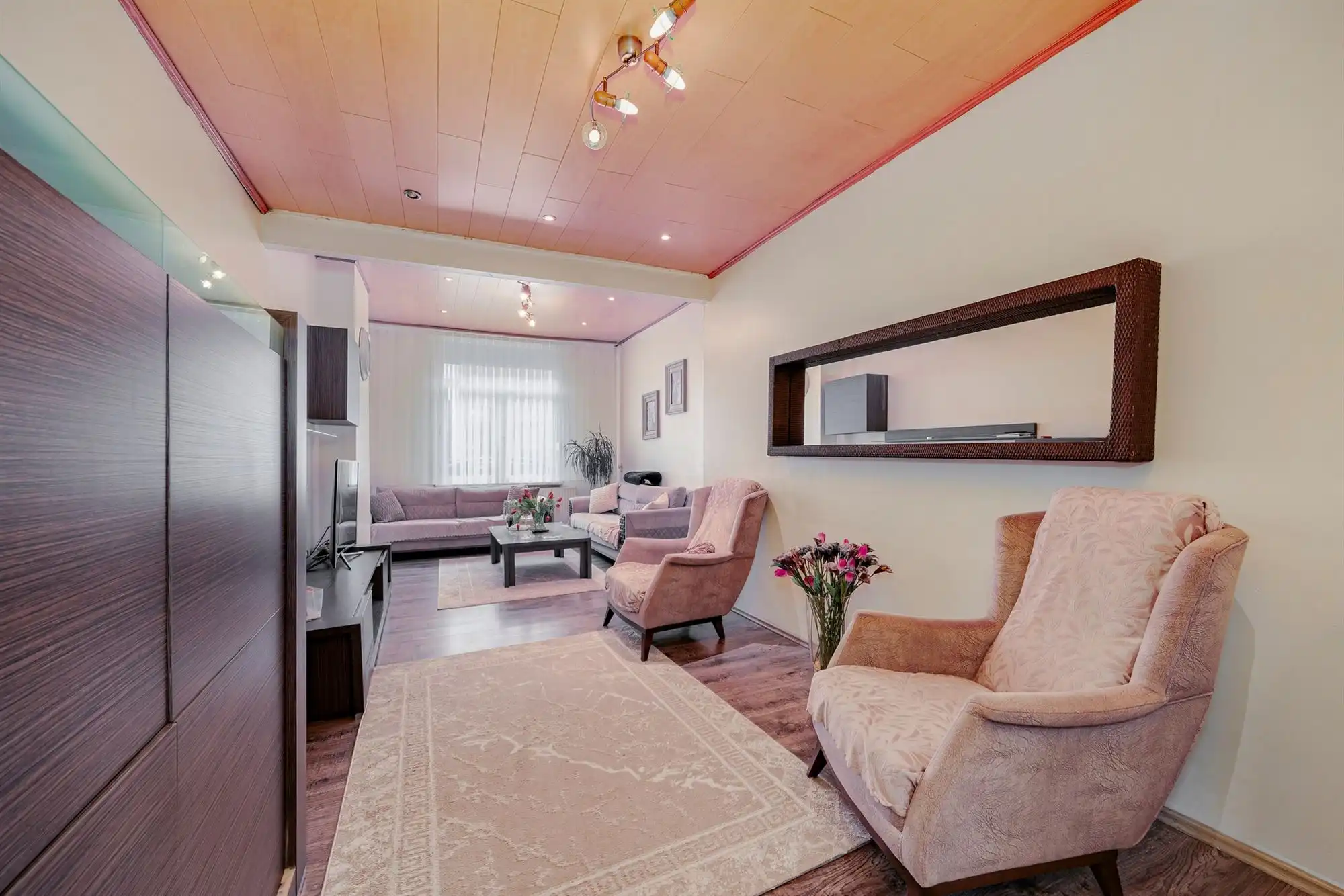 Ruime woning met 4-5  slk + 2 badk + grote tuin aan Park Spoor Noord foto 4