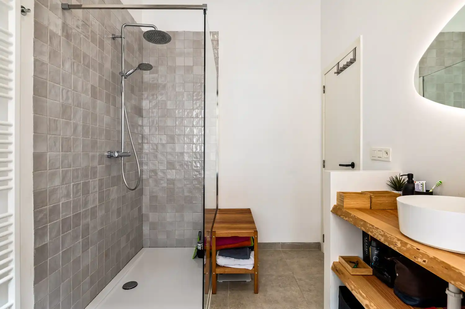 Gezellige, instapklare woning met 3 slaapkamers en terras. foto 11