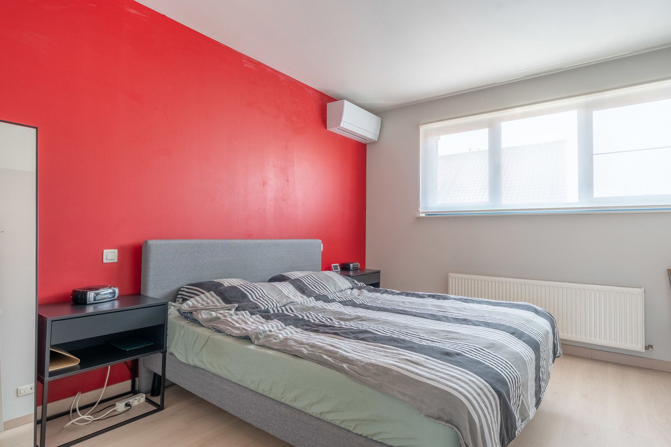 Volledig vernieuwde  woning met garage op rustige ligging  foto 19