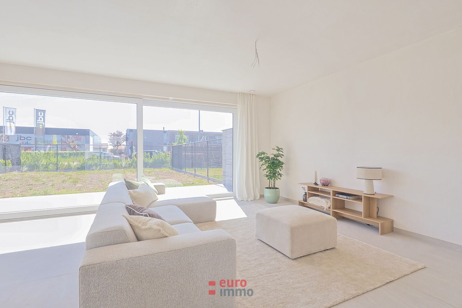 Luxueuze nieuwbouwwoning op centrale locatie in Torhout! foto 11