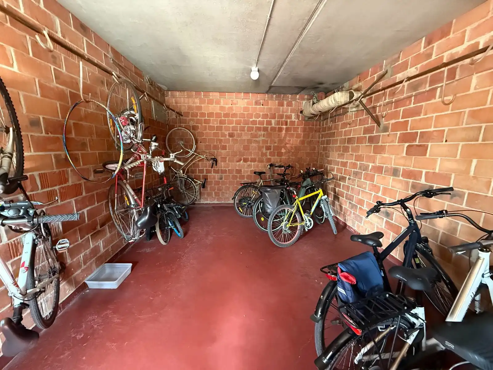 Volledig gerenoveerd appartement met 2 slaapkamers en ruim zonneterras te huur in Heverlee (Leuven) foto 15