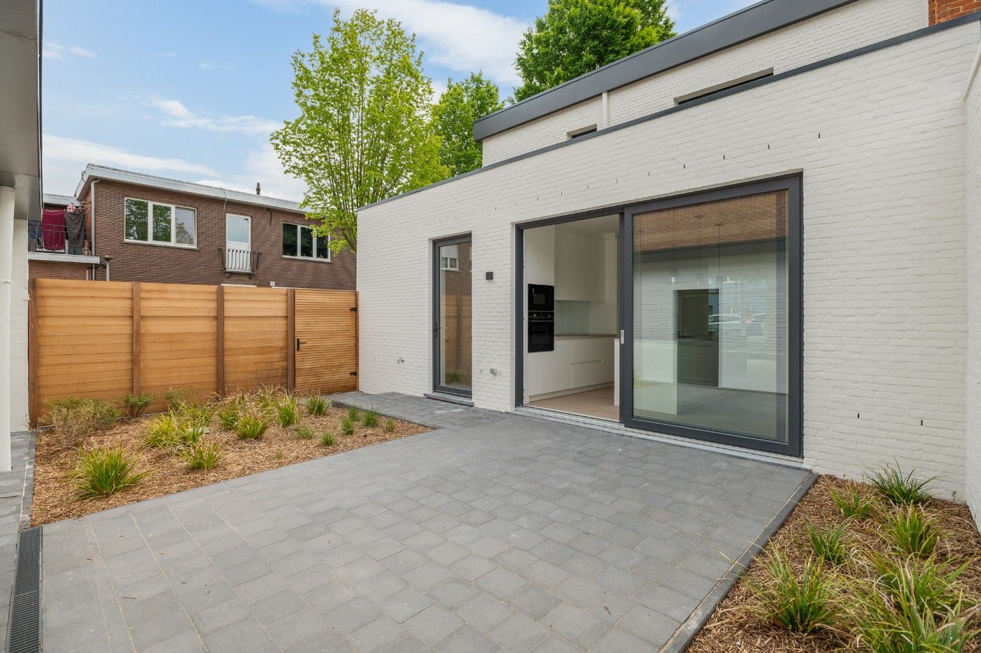 Volledig gerenoveerde, instapklare woning met 3 slpk., tuintje en garage foto 25
