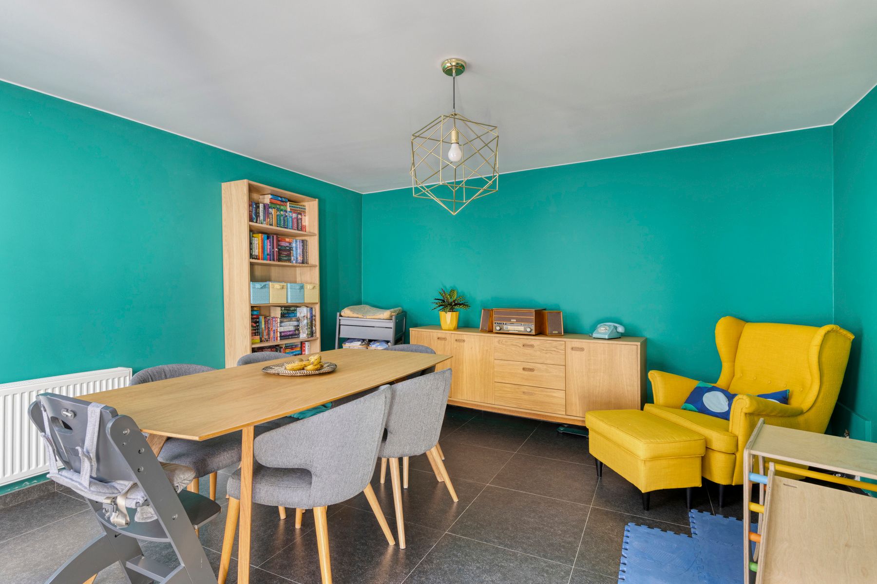 Instapklare starterswoning met 3 kamers en terras foto 7