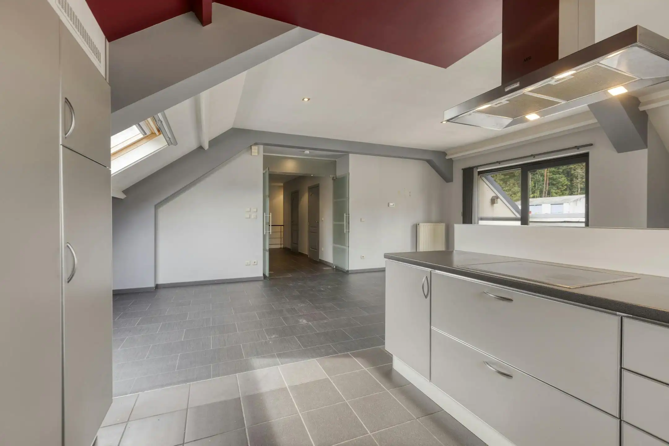 Opbrengsteigendom met 2 appartementen en hangaar te Lummen foto 36