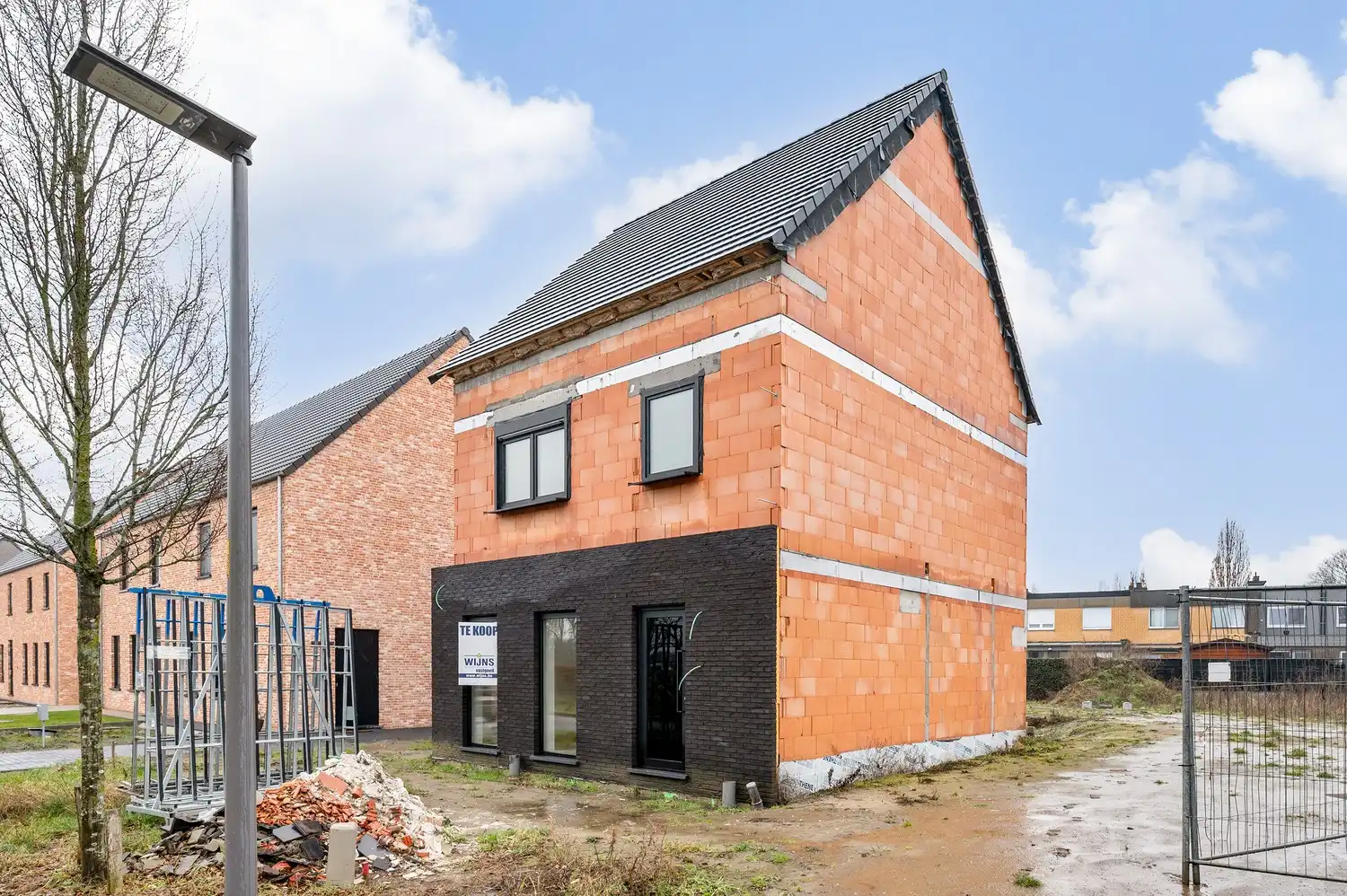 Nieuwbouw in doodlopende straat foto 4