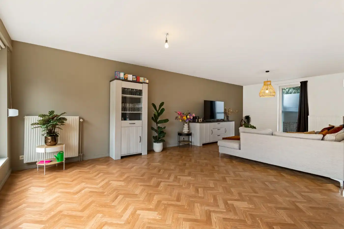 Groot, instapklaar app. met 1 à 2 slpk. en tuin in het centrum van Putte foto 4