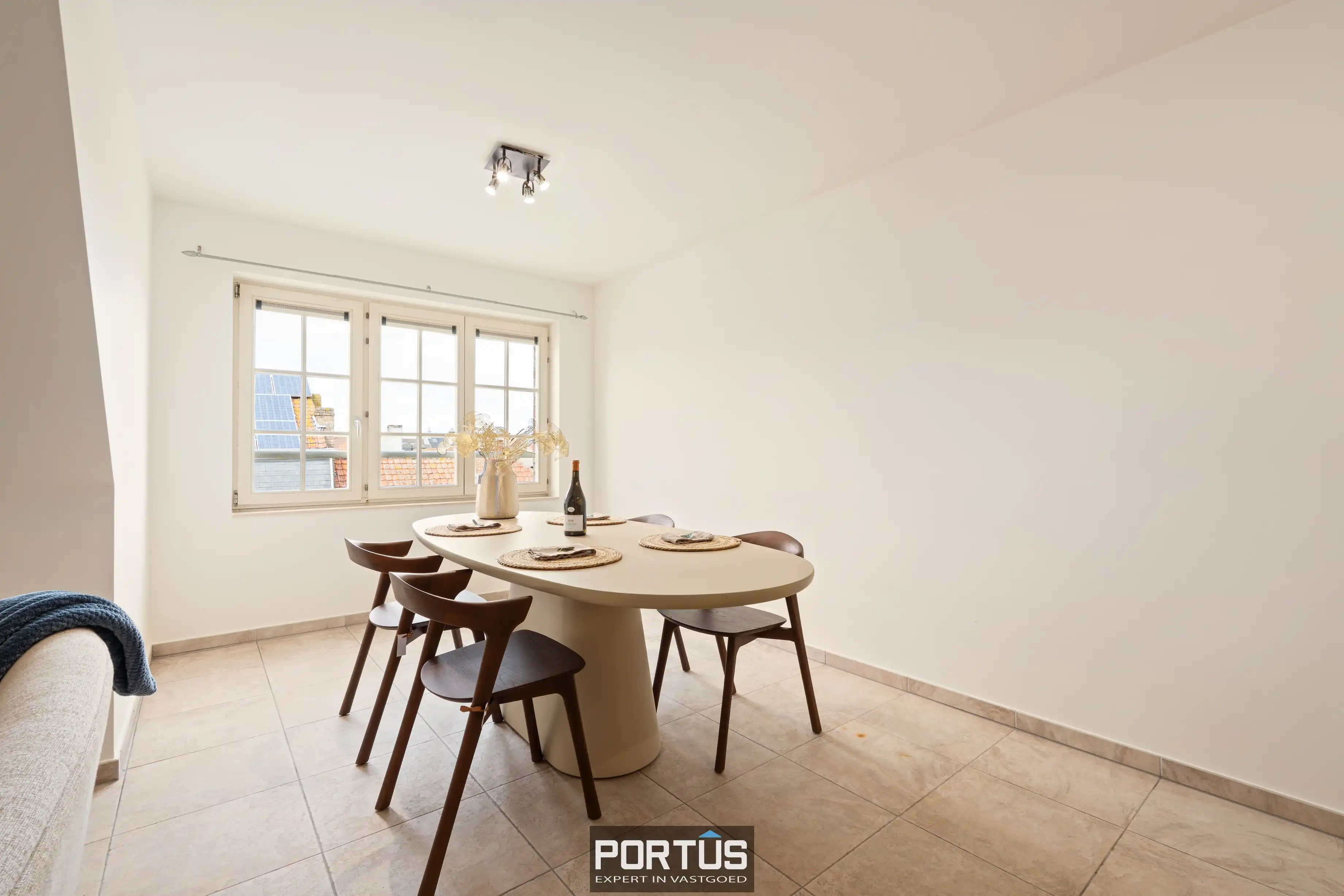 Instapklaar duplex appartement te koop te Nieuwpoort-Stad foto 5
