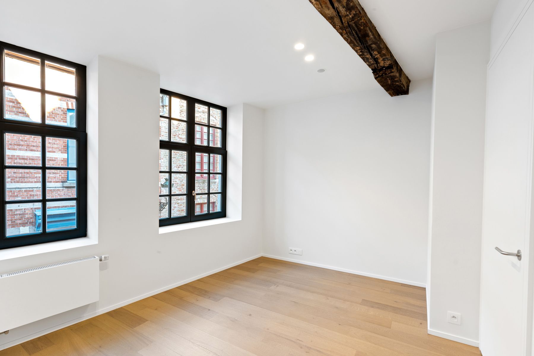 High-end  gerenoveerd met label A in hartje Brugge foto 14