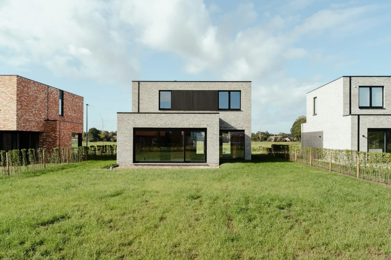 Vrijstaande nieuwbouwwoning met 3 slpk’s foto 3
