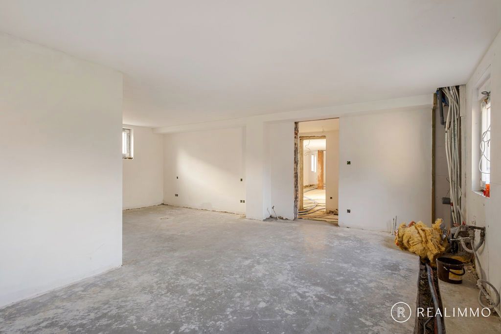 Deels gerenoveerde fermette op toplocatie! foto 10