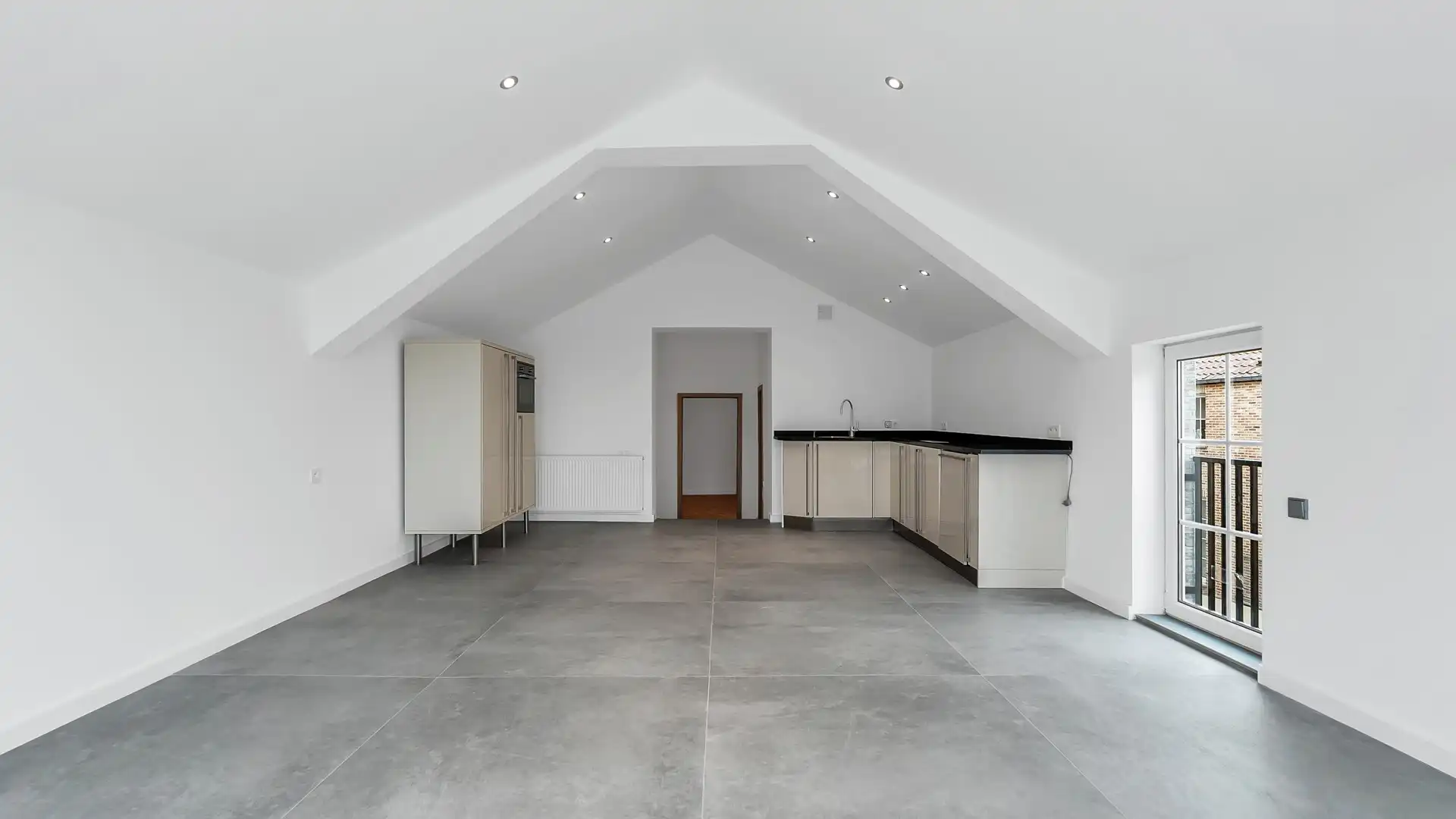 INSTAPKLARE, VOLLEDIG VERNIEUWDE EENGEZINSWONING MET APARTE LEEFUNIT EN PRACHTIG GOED UITZICHT IN HET CHARMANTE GENOELSELDEREN foto 9