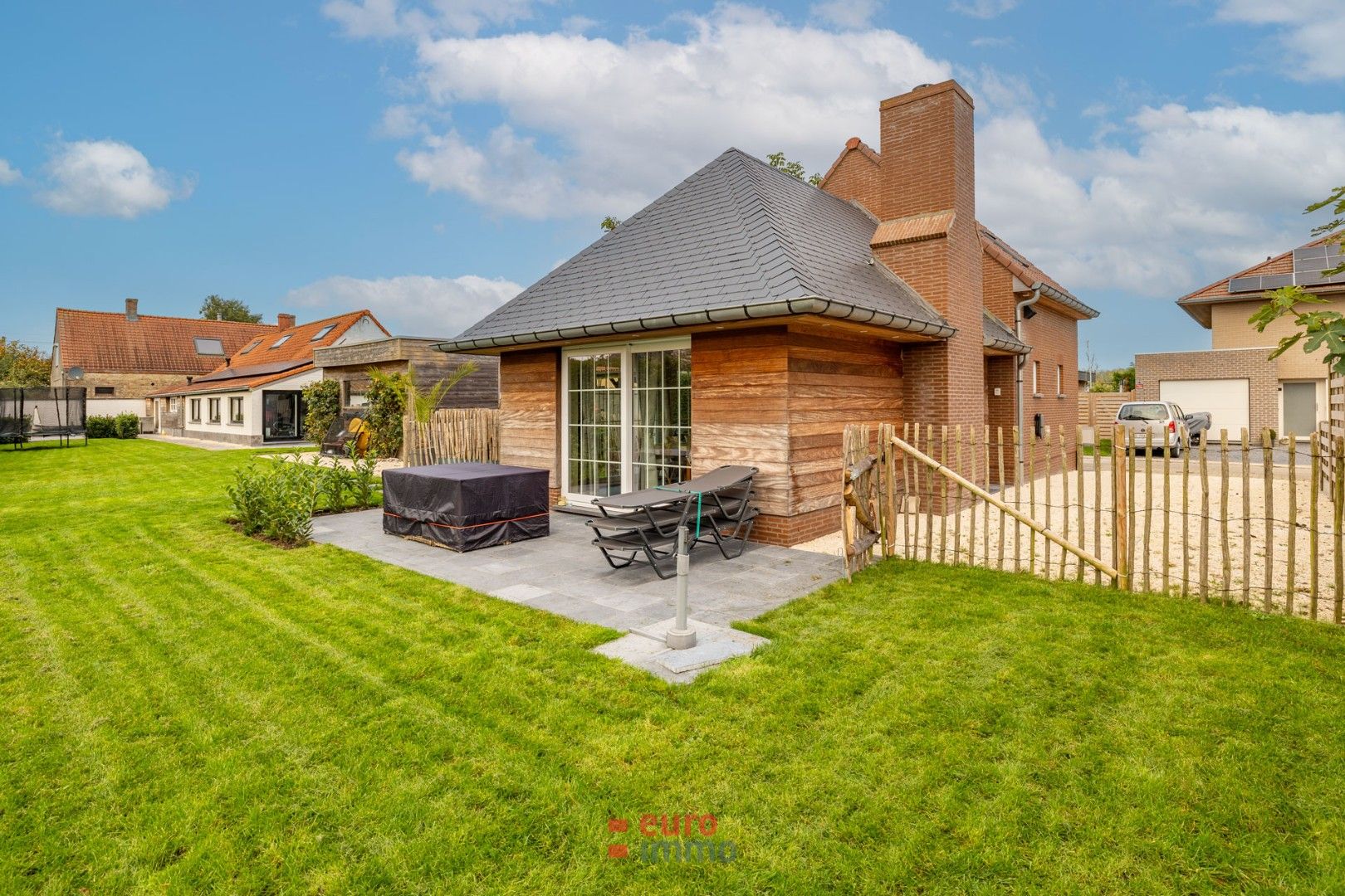 Charmante nieuwbouwwoning in het pittoreske Ramskapelle foto {{pictureIndex}}