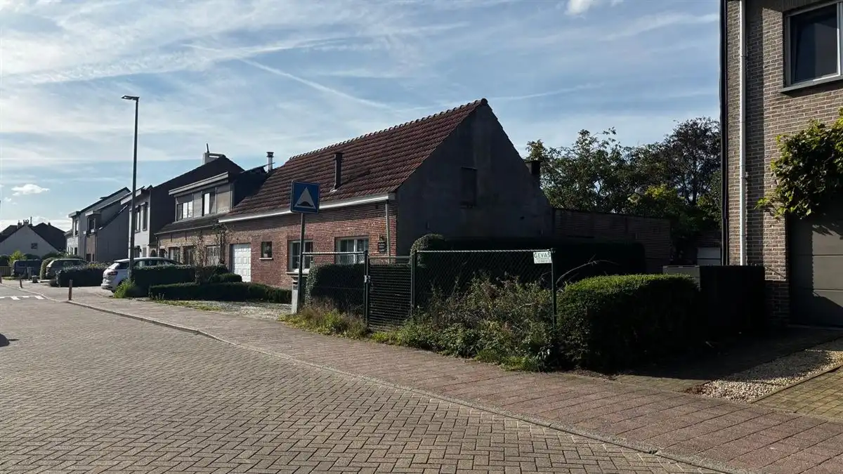 Bouwgrond van 714 m² in een landelijke omgeving te Stabroek foto 2