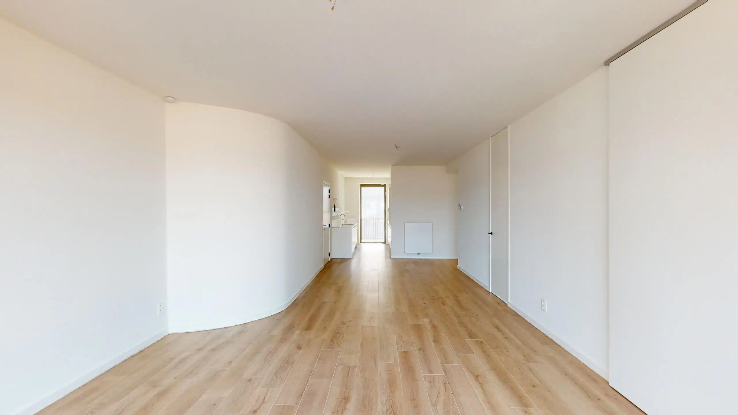 ANTWERPEN - Twee slaapkamer appartement met mooi terras  foto 5
