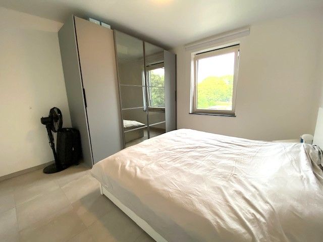 Instapklaar, opgeschilderd - éénslaapkamer appartement nabij Mol-centrum + autostaanplaats +groot terras foto 9