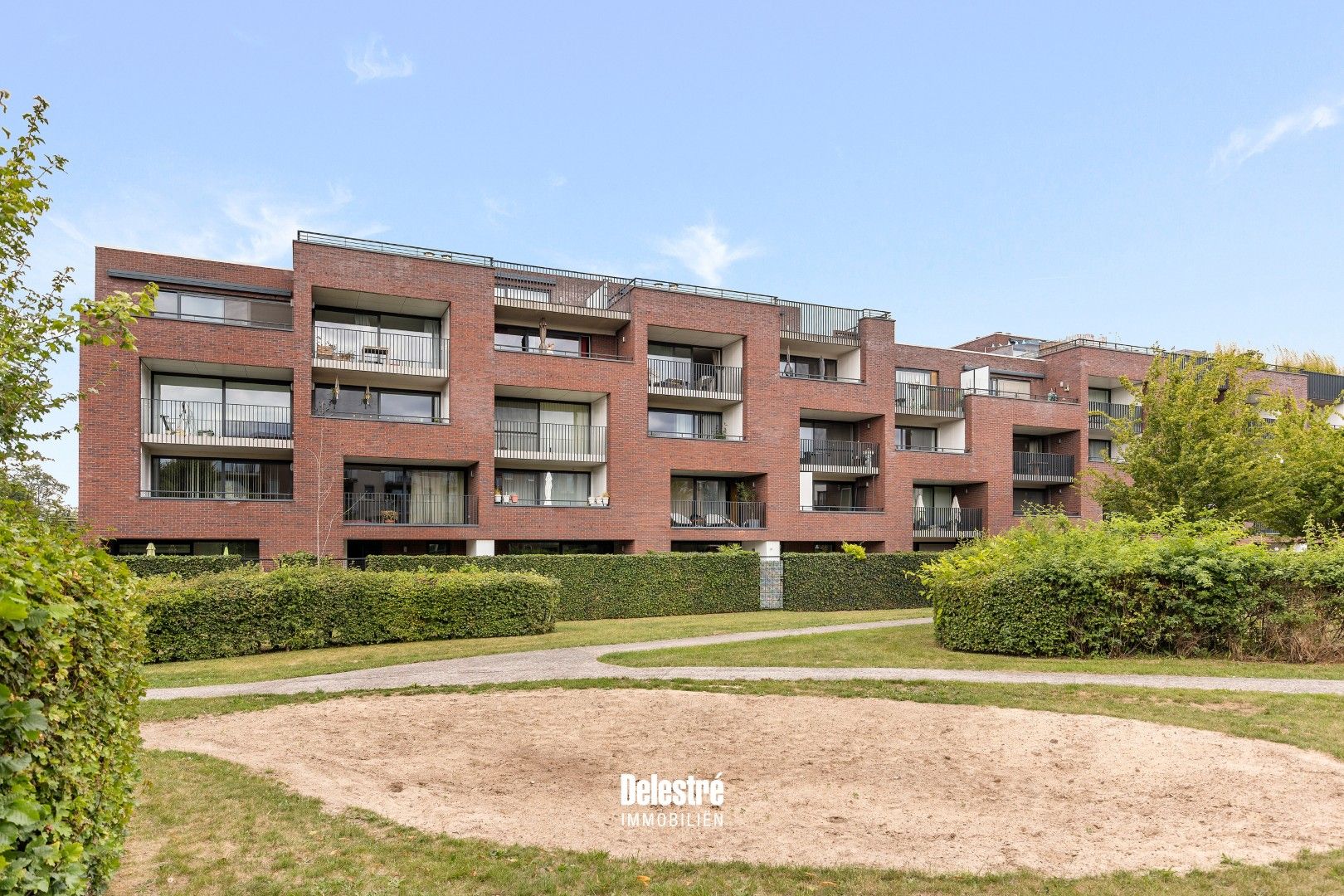 INSTAPKLAAR APP. 3 SLPK. 2 BADKAMERS MET TUIN EN TERRAS  foto 17