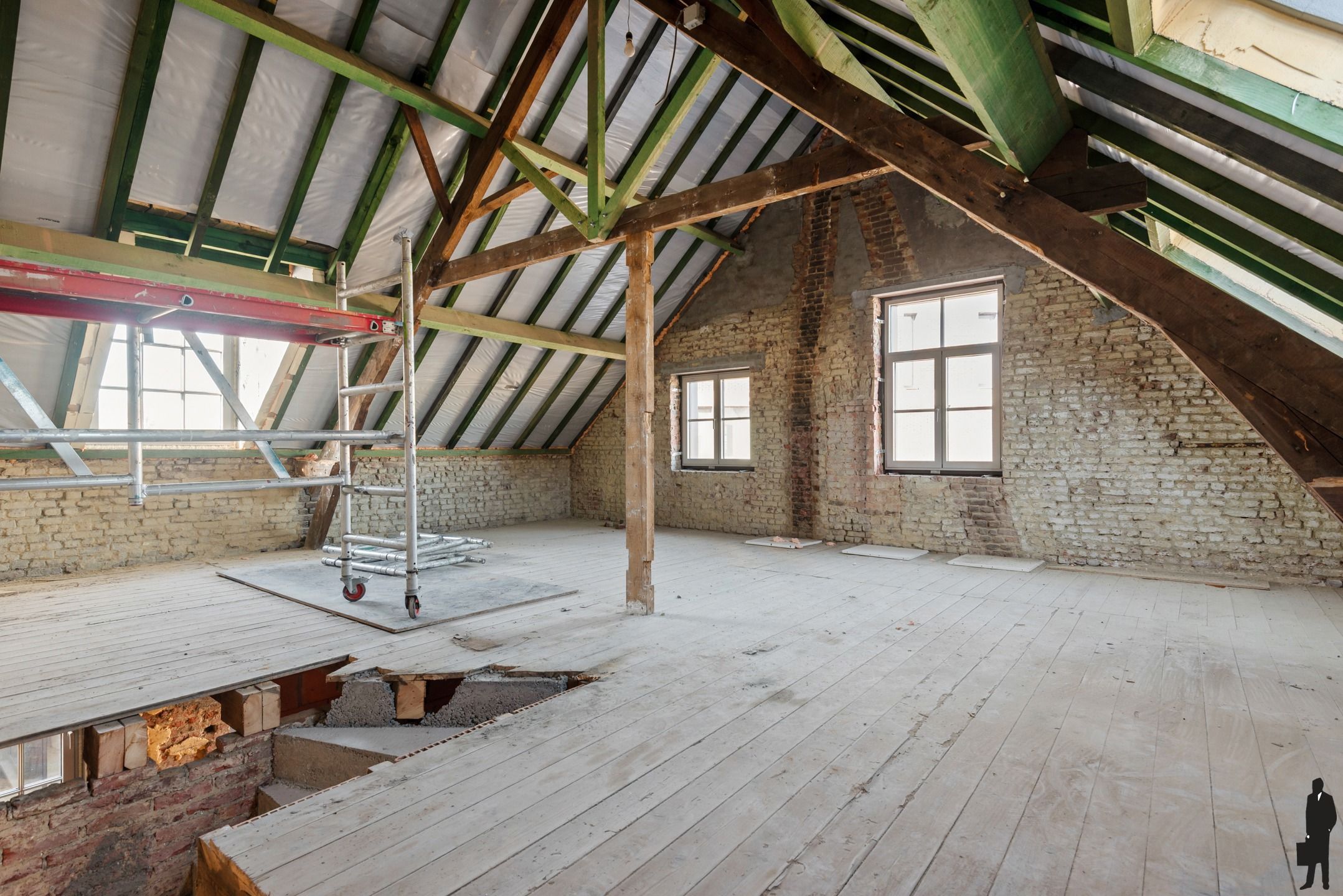 Af te werken woning in het centrum van Kontich-Kazerne foto 11