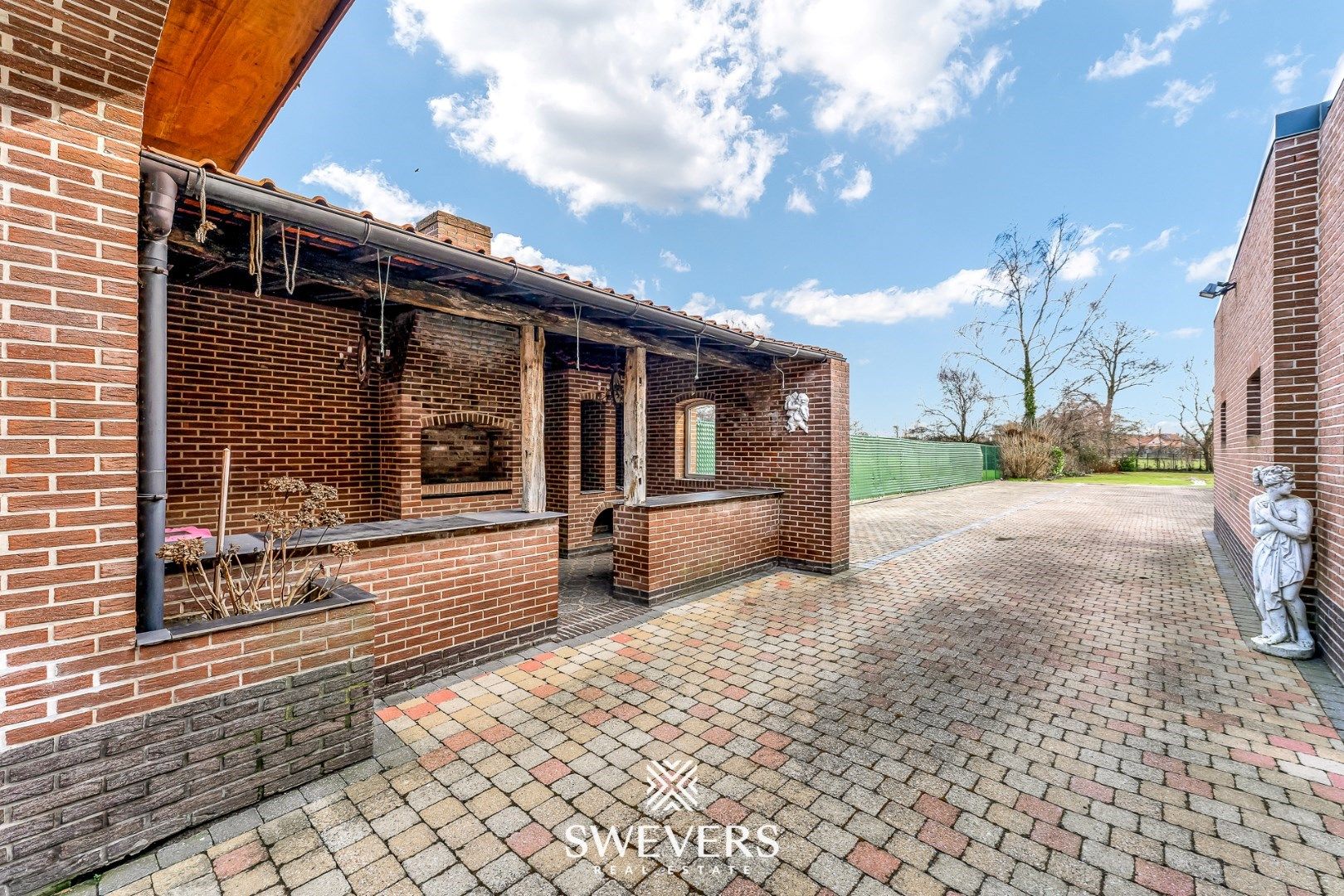 Instapklare woning met handelszaak en appartement in Geetbets foto 44