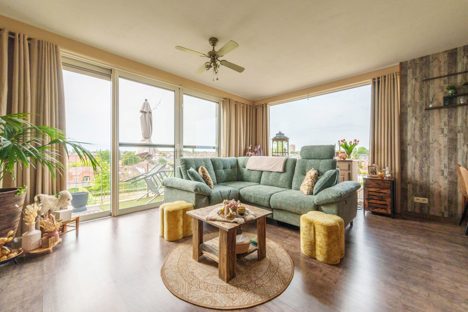 Instapklaar app mogelijkheid tot huren van autostaanplaats. foto 3