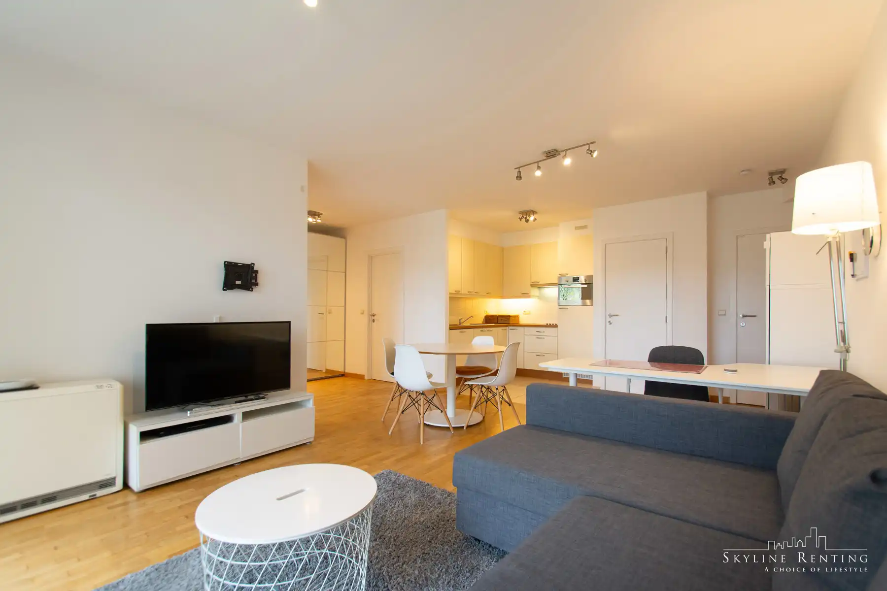 LICHTRIJK - 1 slaapkamer GEMEUBELD appartement met terras foto 3