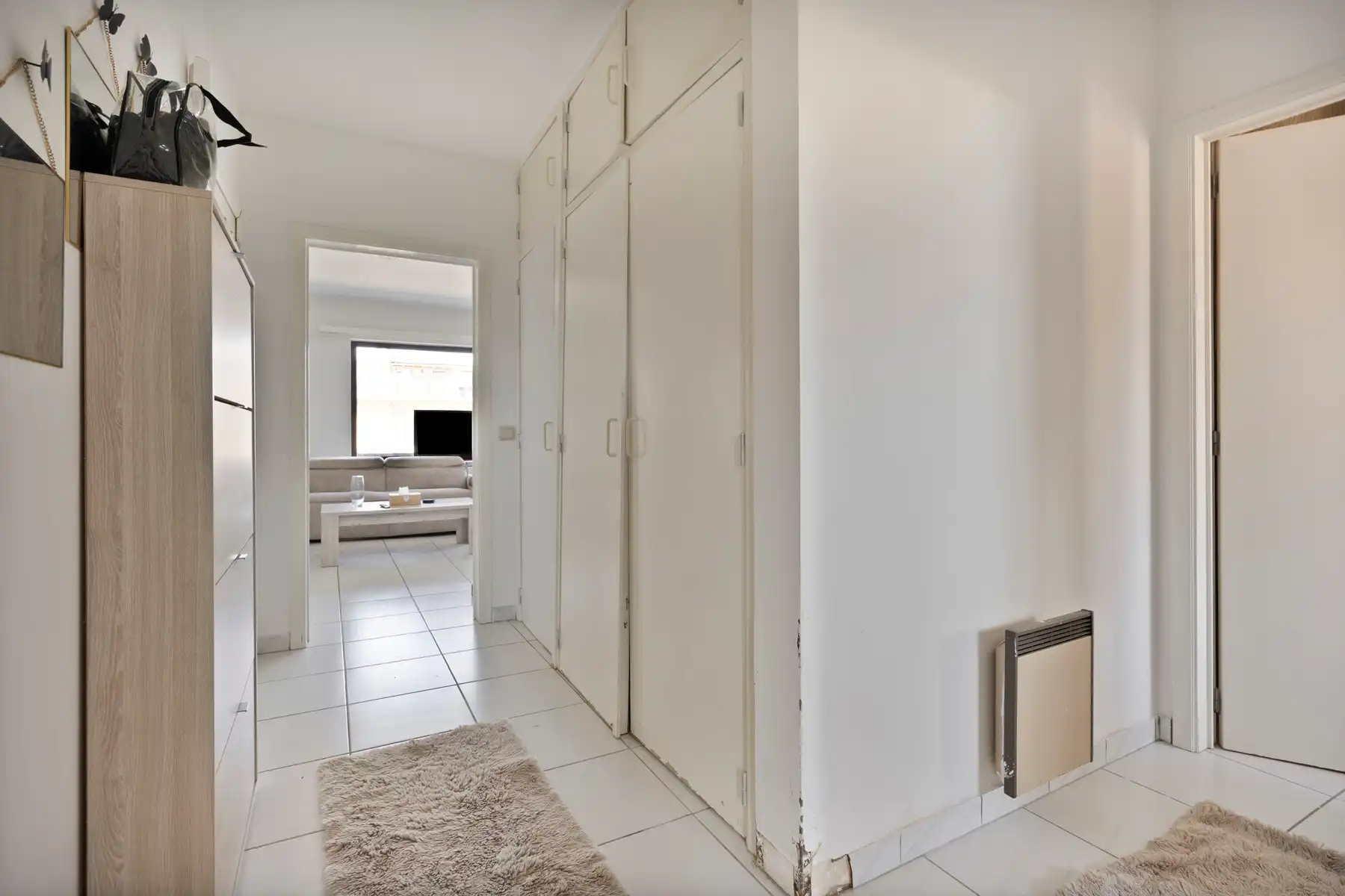 CENTRAAL GELEGEN 2-SLAAPKAMERAPPARTEMENT MET PARKEERPLAATS IN ZELLIK! foto 3