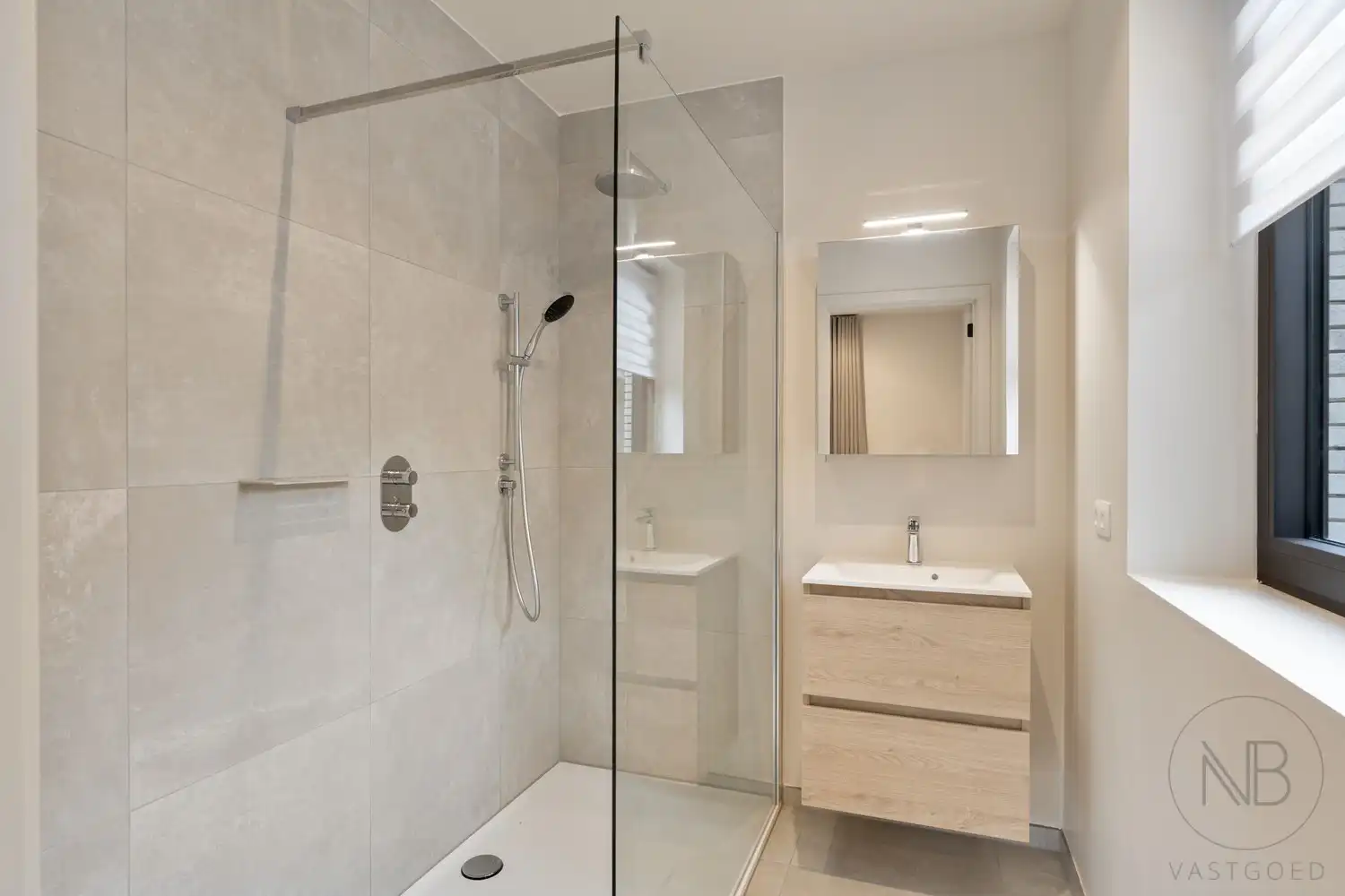 Moderne gelijkvloerse woning in Zonhoven op een perceel van 10a 91ca foto 26