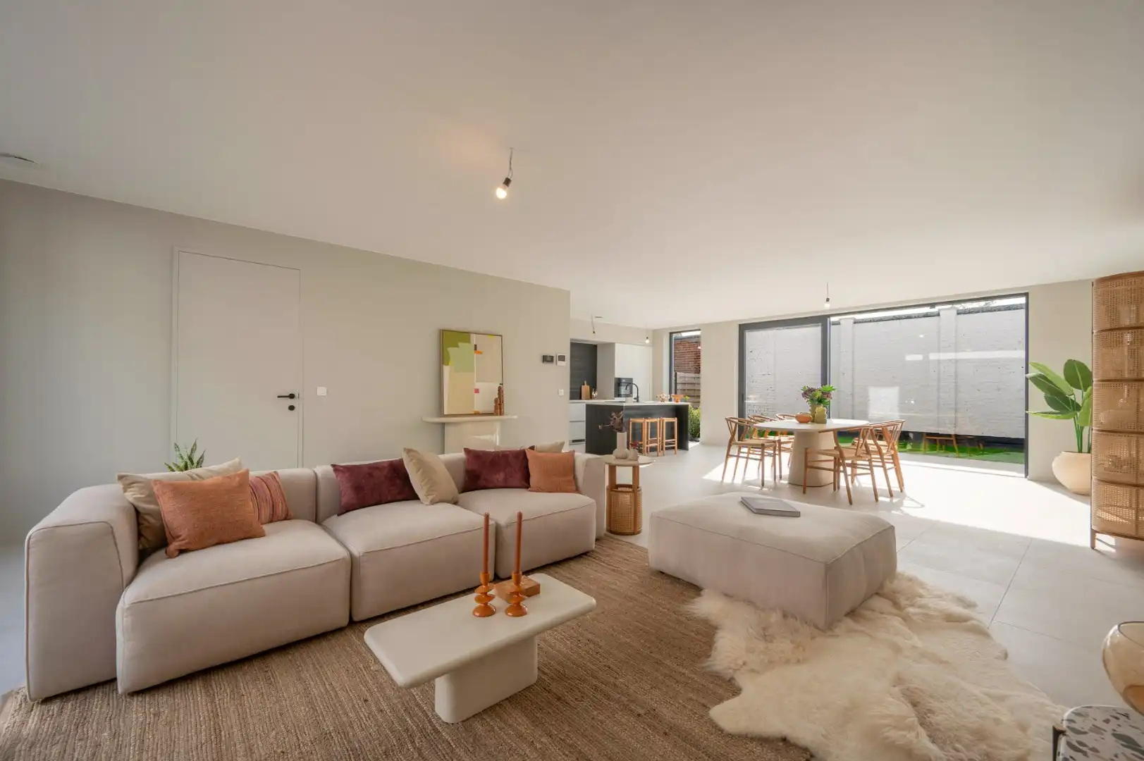 Nieuwbouwwoning ideaal gelegen aan Duinenwater foto 2