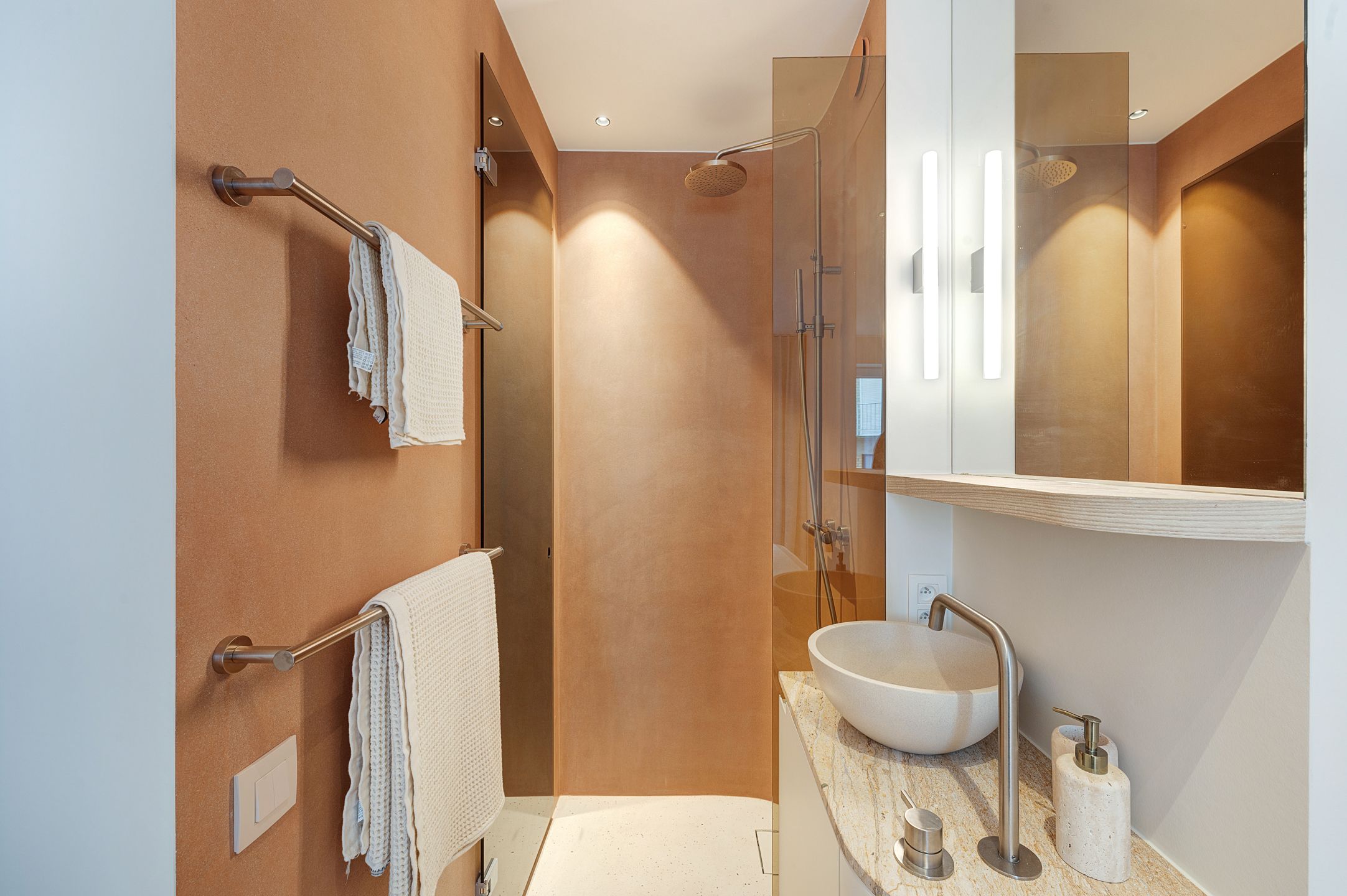 Top gerenoveerd appartement met zij zeezicht, Driehoeksplein foto 19