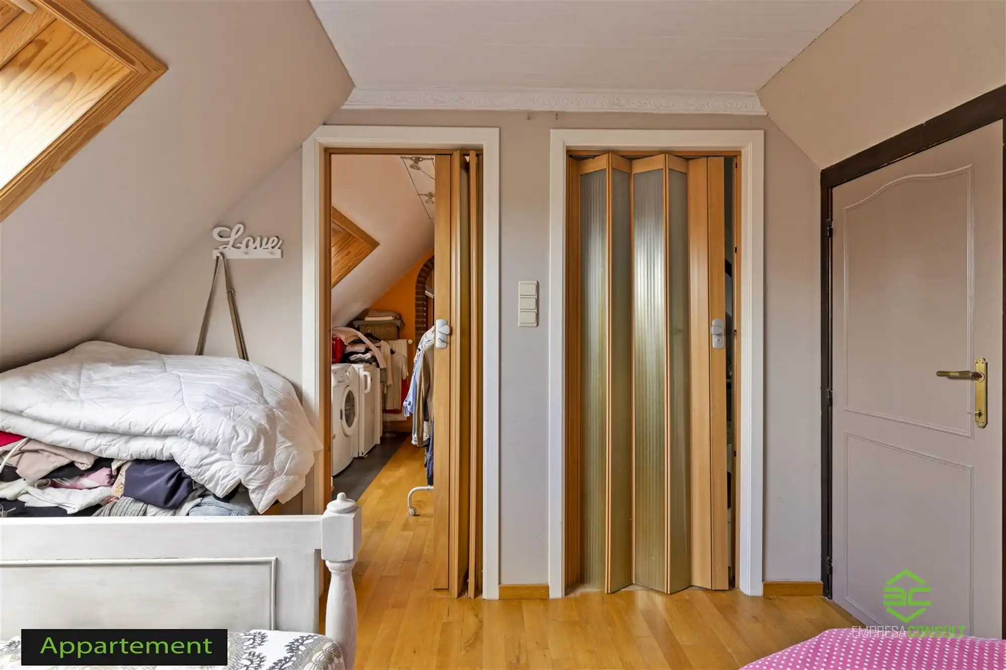 Ruime woning met 8 slpk + 1 magazijn op 21a 24ca! foto 55