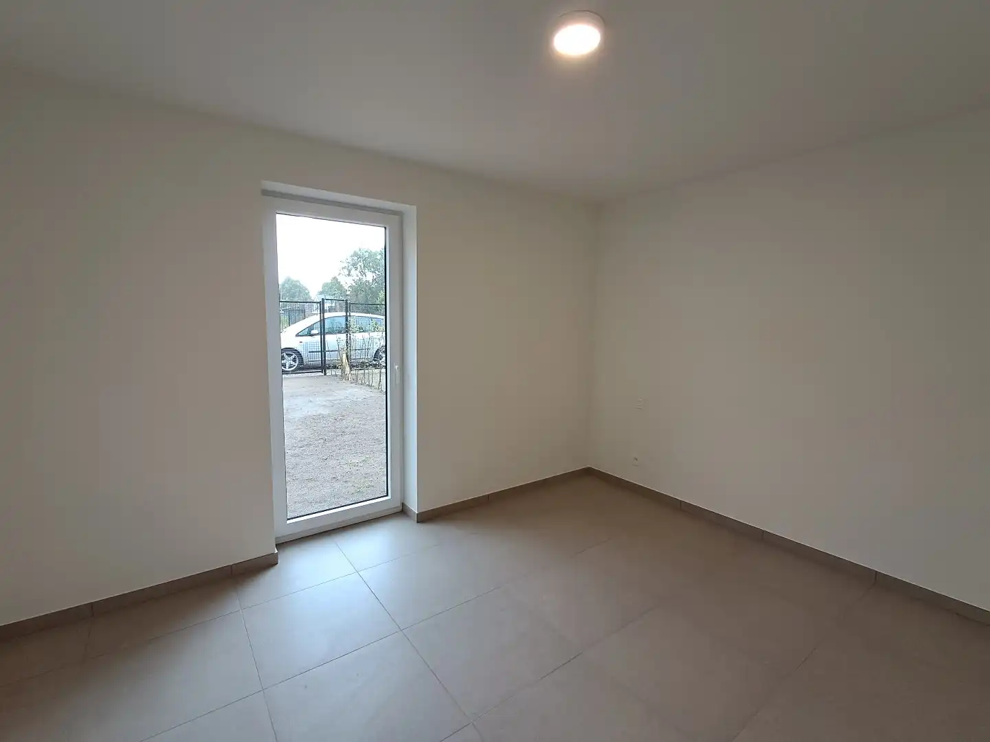 Gelijkvloers appartement met tuin te Sijsele! foto 11