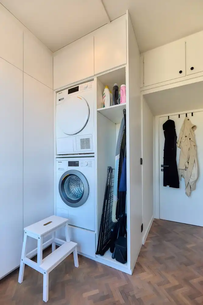 Hoogwaardig gerenoveerd en bijzonder elegant appartement met terras langs de Leie en panoramisch zicht over de stad Gent foto 21