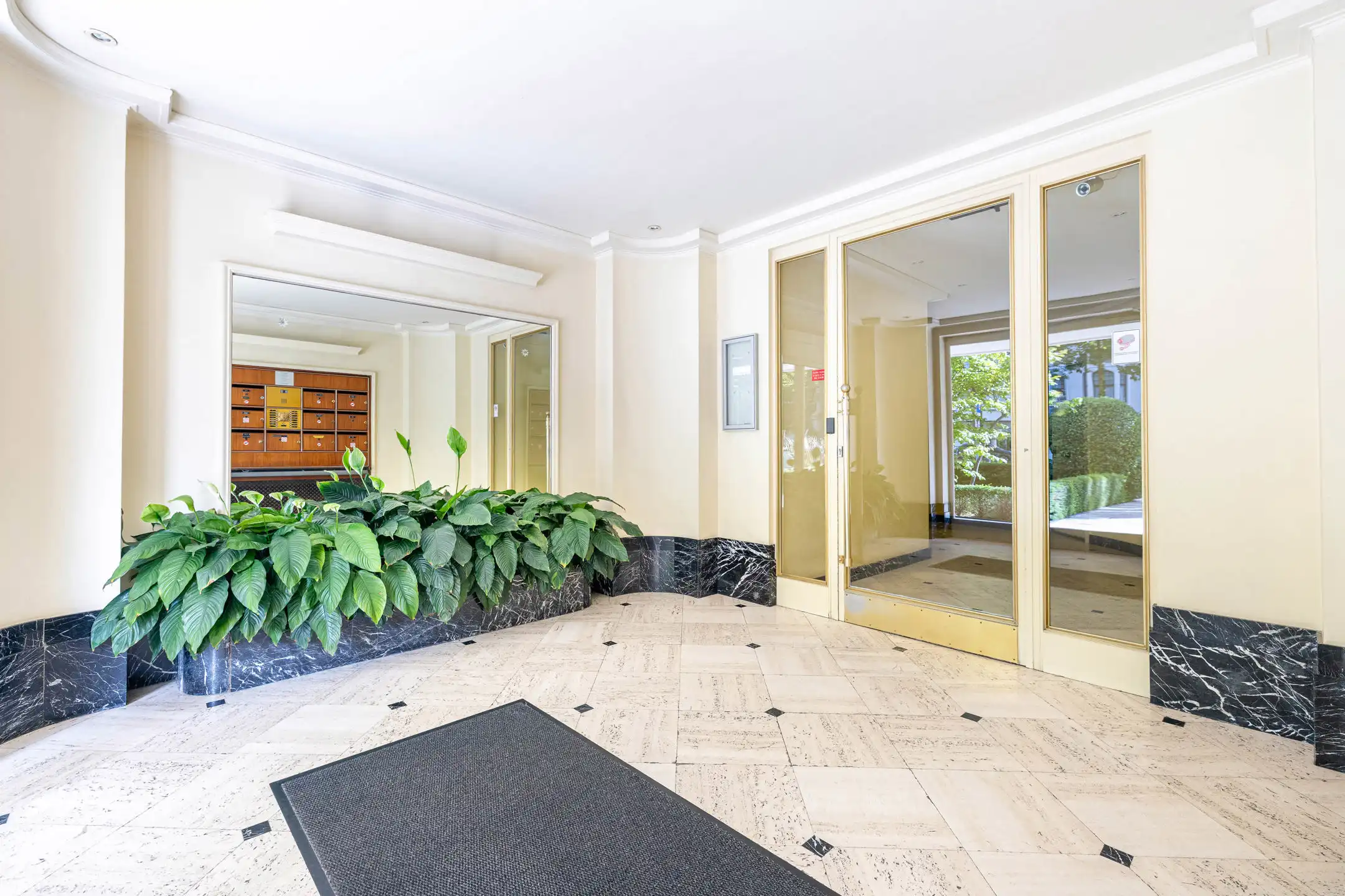 Flat 4 slpkamers ± 238 m². Grote terrassen & garage - EPC D+ foto 25