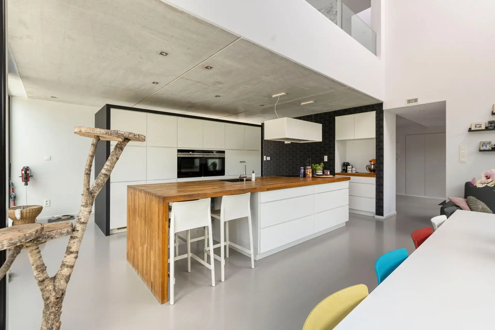 Exclusief wonen waar architectuur, ruimte en levenslang comfort samenkomen. foto 24