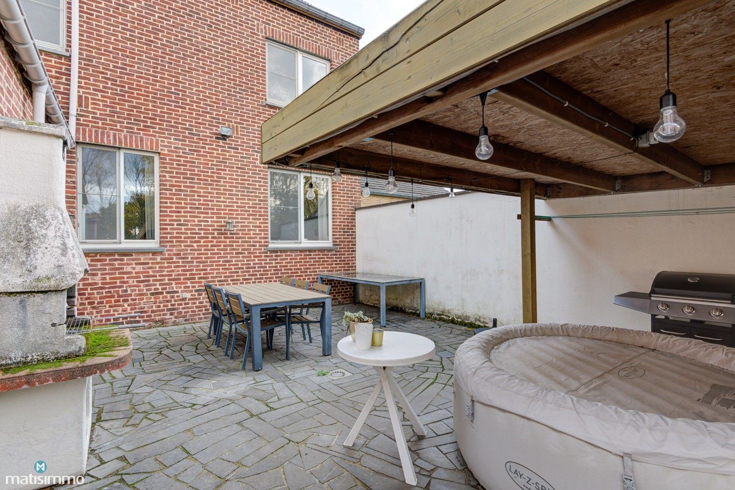 GEZINSWONING MET 3 SLAAPKAMERS, RUIME INPANDIGE GARAGE EN GROTE TUIN TE HOESELT foto 34