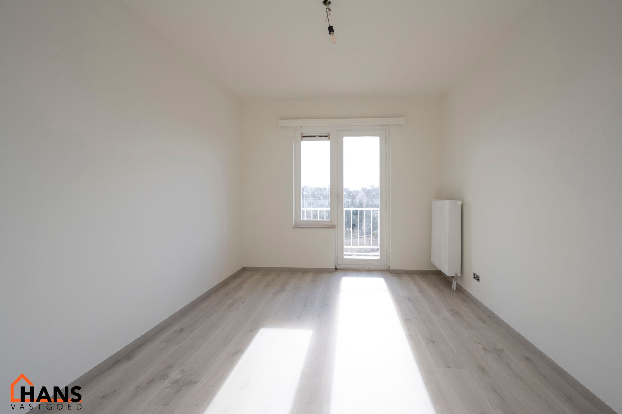 Gerenoveerd appartement met garagebox. foto 11