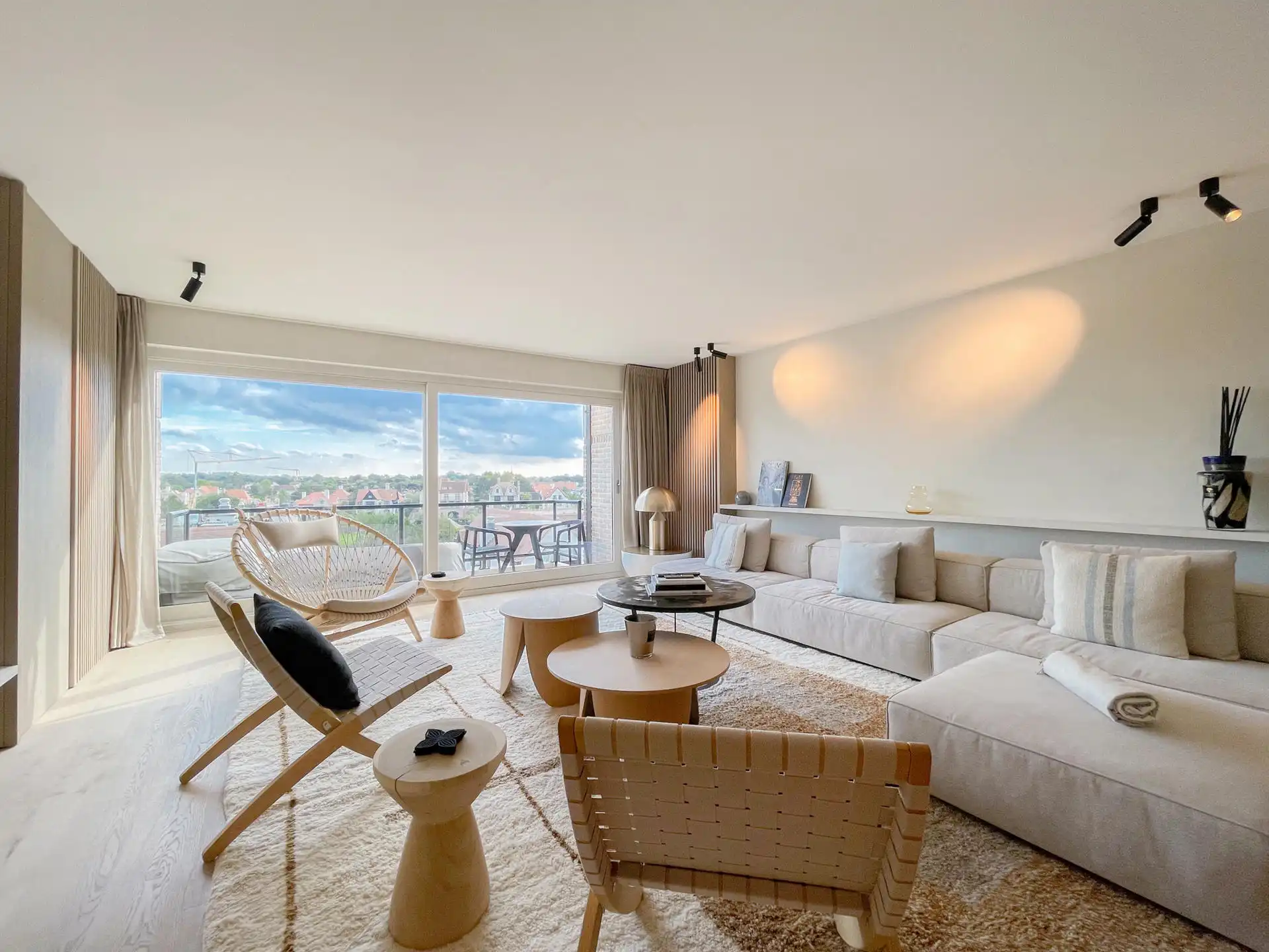 Subliem duplexappartement met panoramisch zicht -- Minigolf foto 5