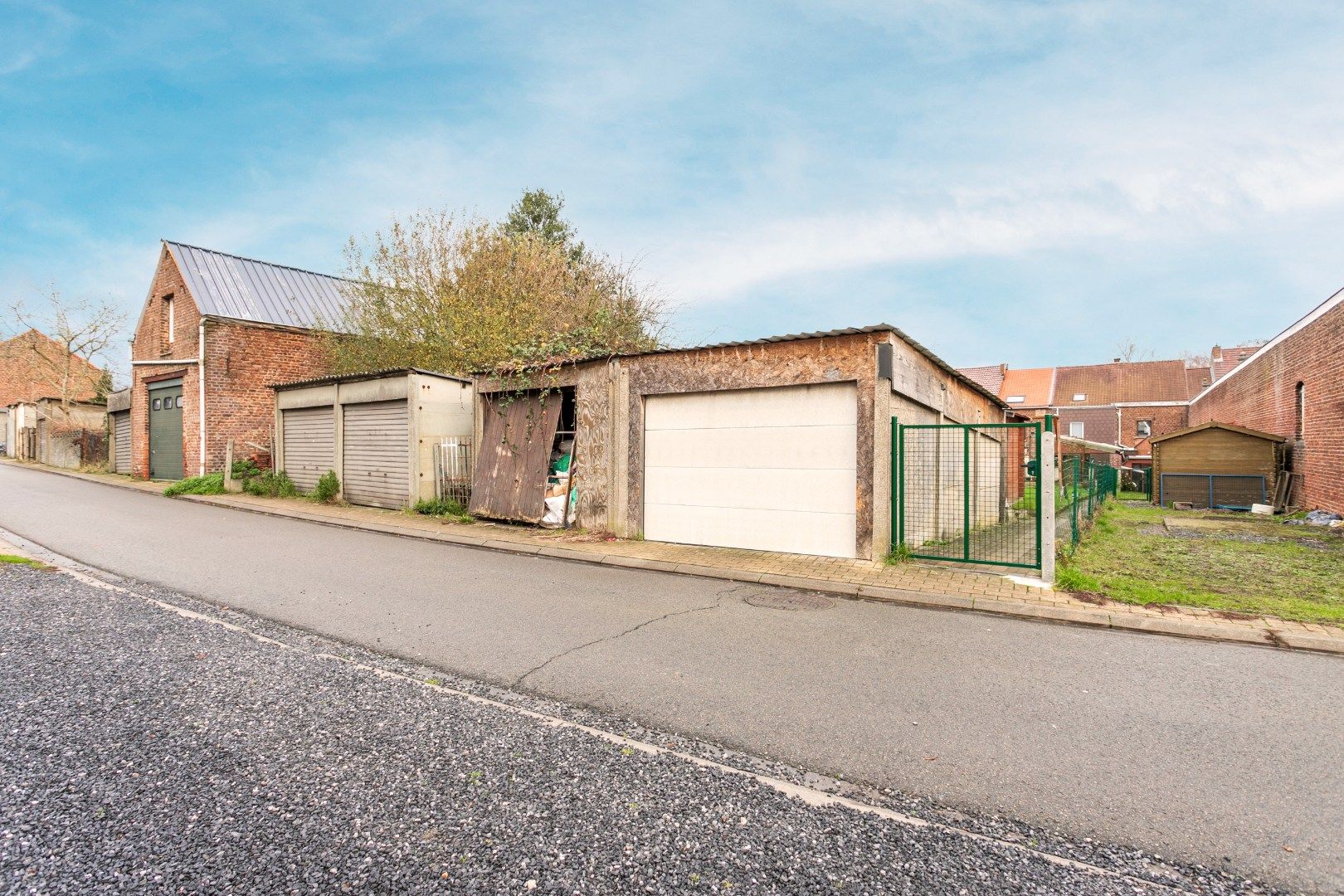 Instapklare woning met 3 slaapkamers, veranda en garagebox in Lembeek foto 13