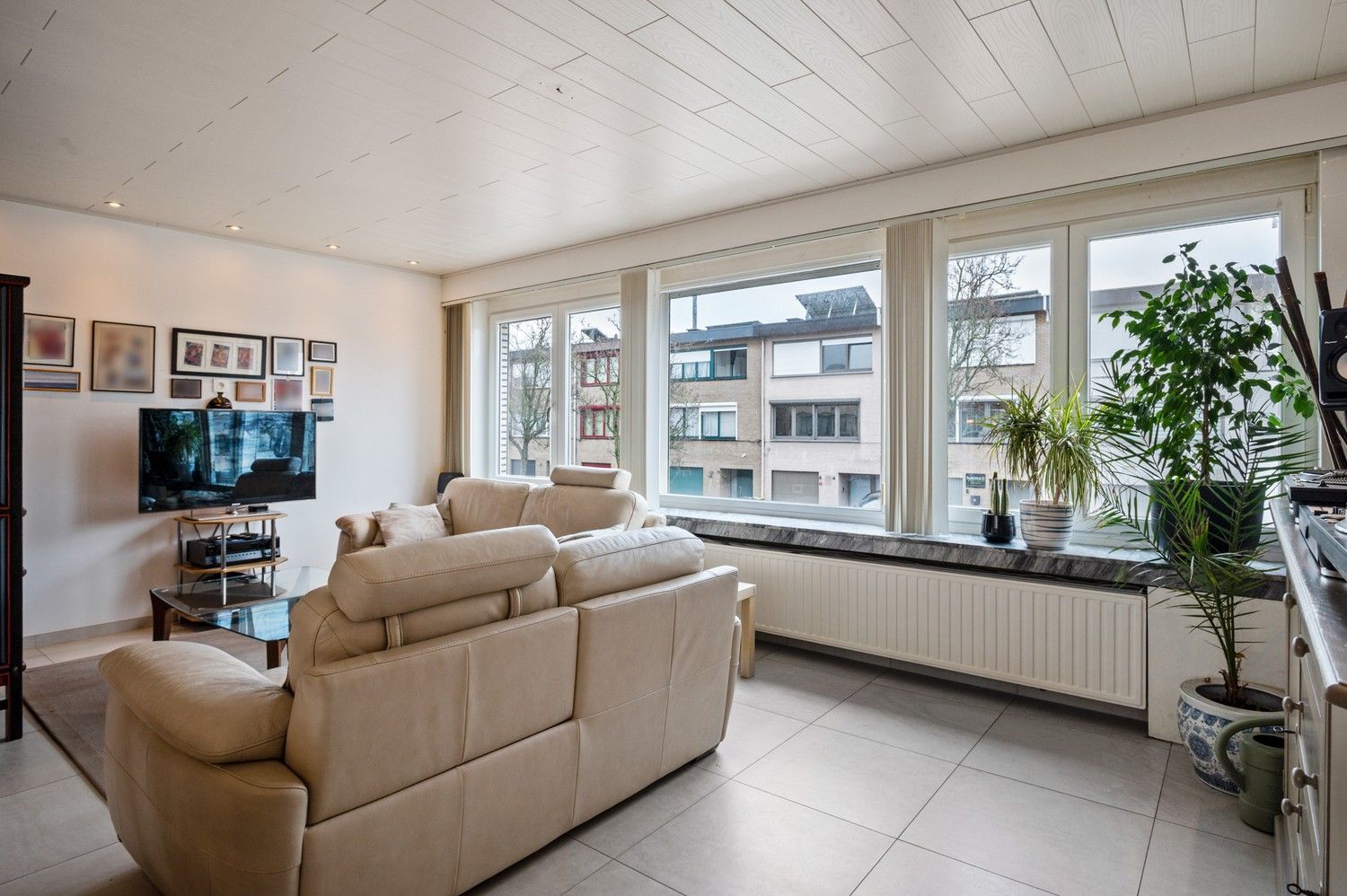 Recent gerenoveerde bel-etage&nbsp;met 3 slaapkamers te koop in Hoevenen! foto 8