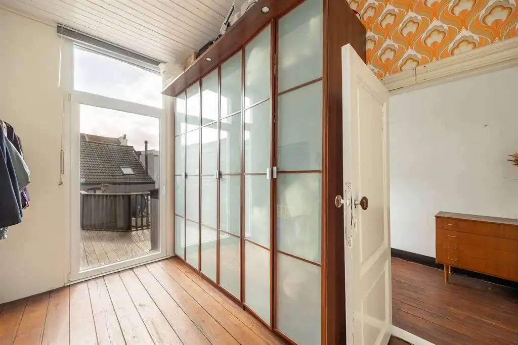 Lichtrijke stadswoning met authentieke elementen foto 21