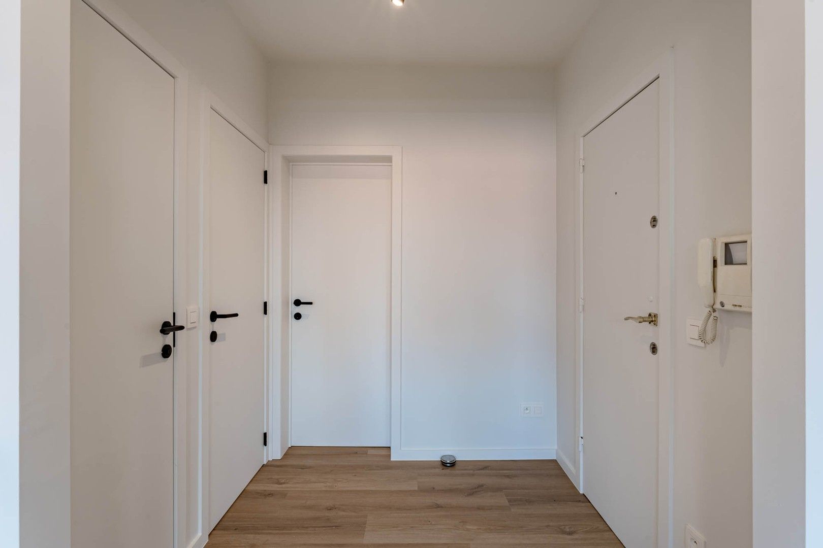 Instapklaar 1 slaapkamerappartement met terras in Residentie Green Garden te Tienen foto 9