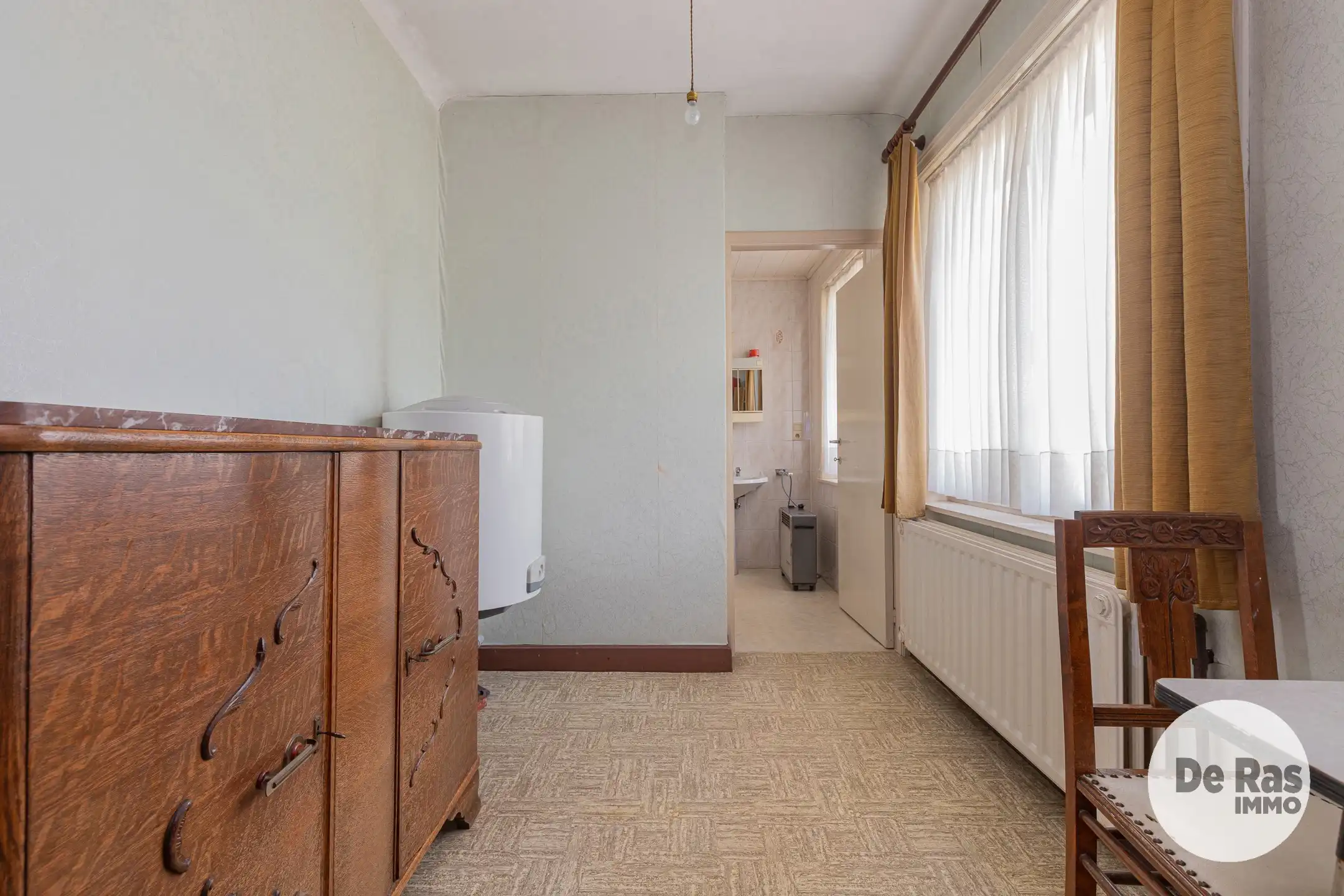 BURST - Te renoveren woning met tal van mogelijkheden foto 15