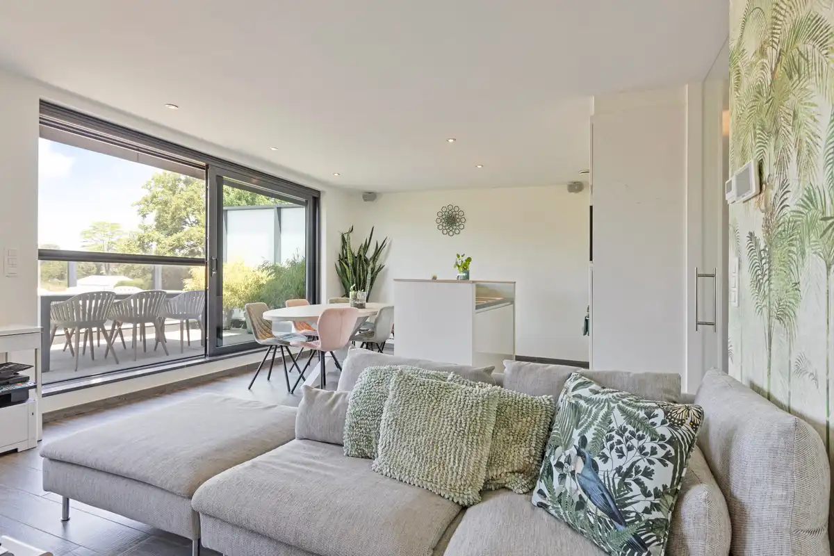 FLEXIBEL DUPLEX APPARTEMENT VAN 183M² MET 5 SLAAPKAMERS MET ZORG- EN WOONOPLOSSING NABIJ CENTRUM TONGEREN. foto 5