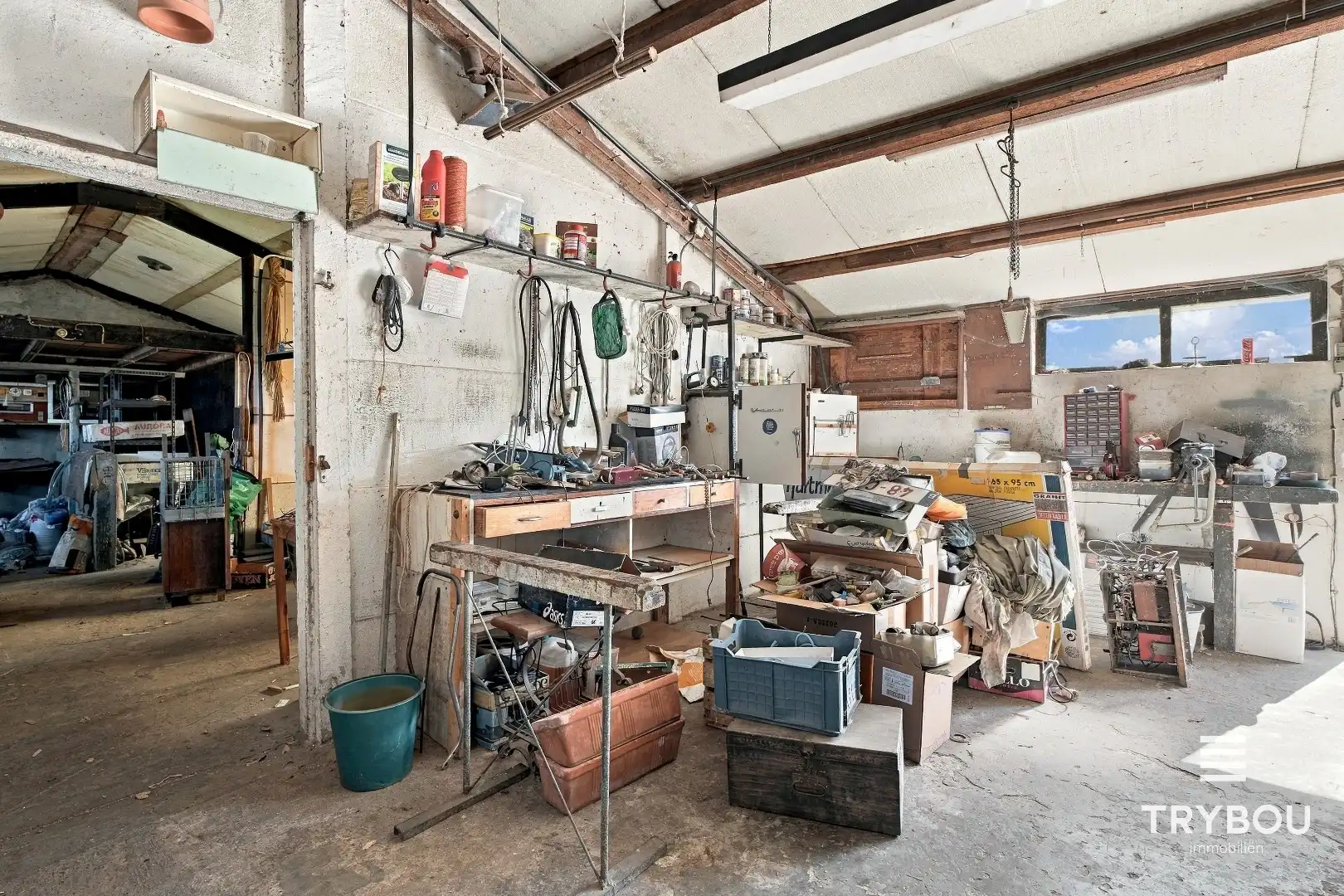 Landelijk gelegen woning met opslagplaats op 3687m² in Merkem! foto 17