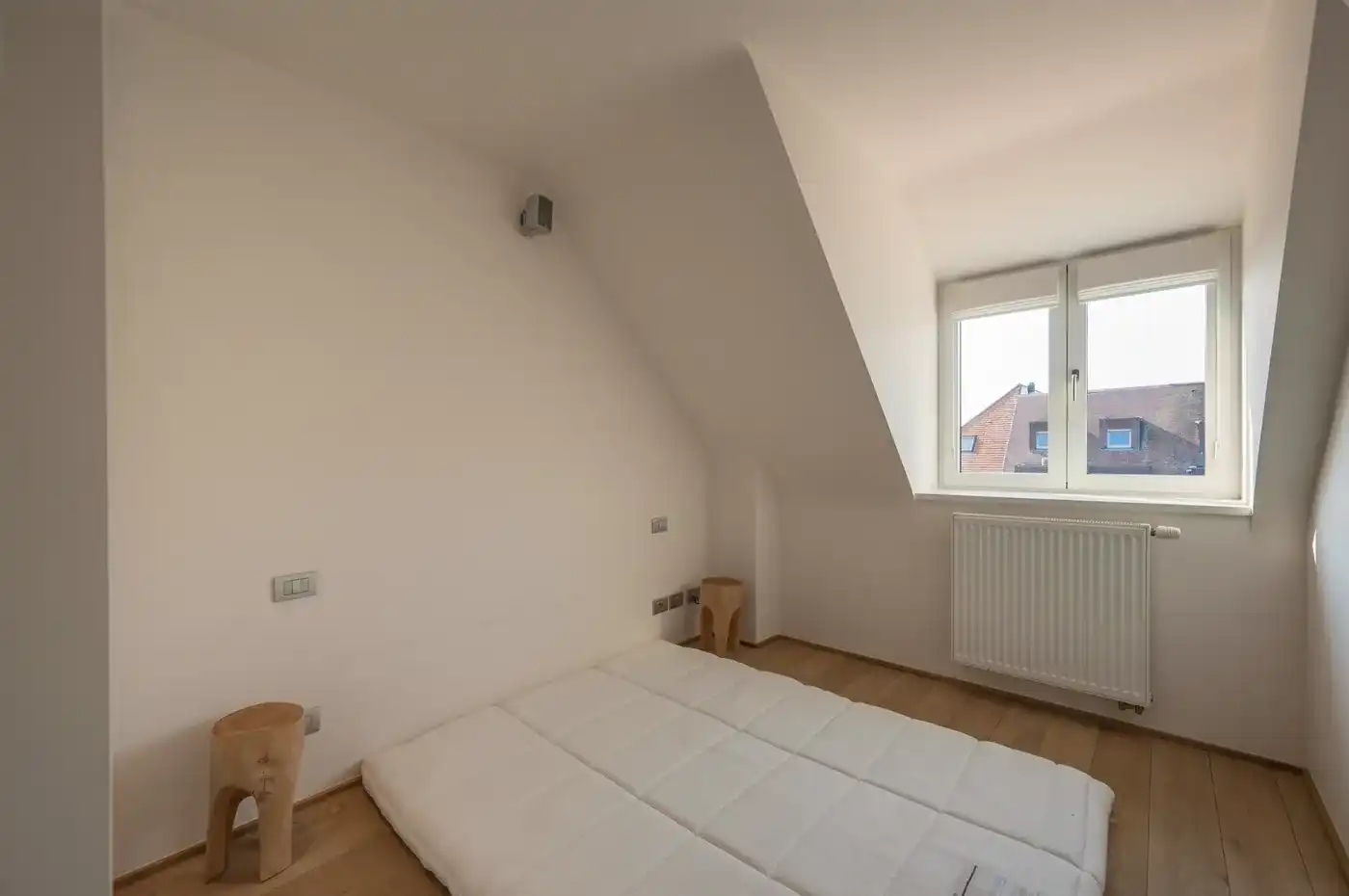 Lichtrijk en ruim duplexappartement met 2 grote zonneterrassen op een zucht van de Zeedijk  foto 12