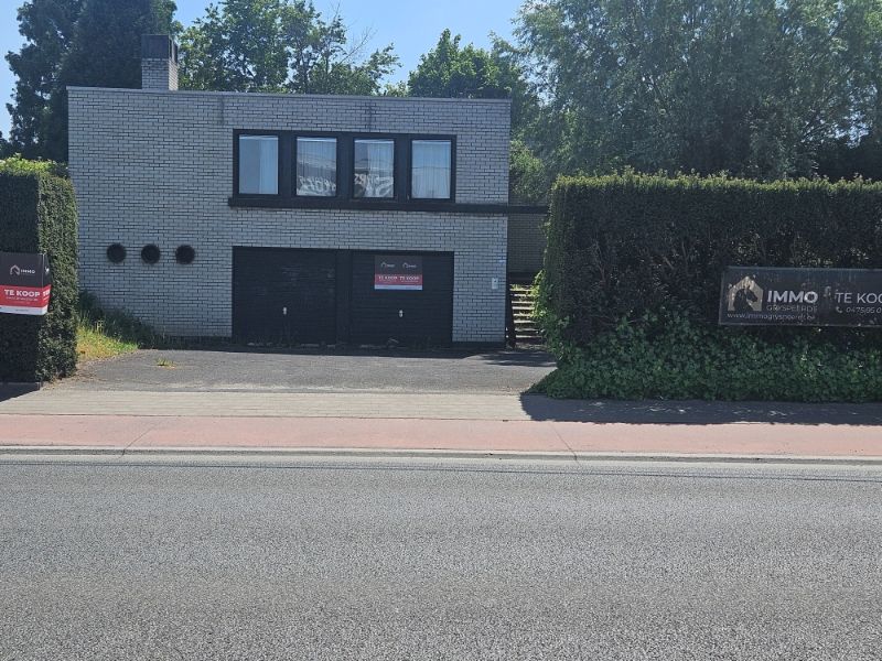 Roeselare/Rumbeke mooi perceel bouwgrond +/- 1220 m² met een afbraakwoning of renovatiepand. foto 2