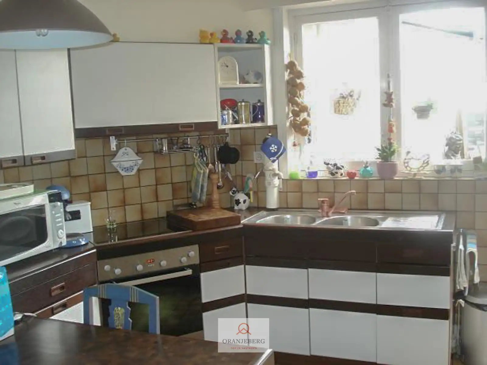 Centraal gelegen ruime woning met tuin! foto 7