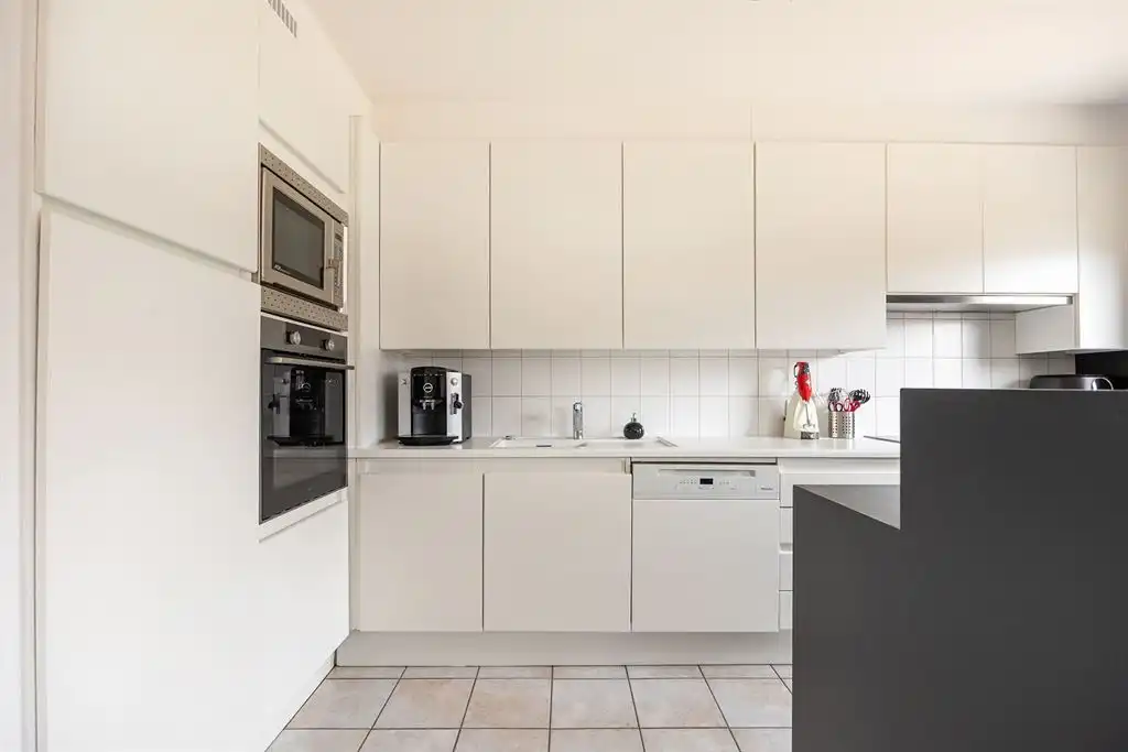 Perfect onderhouden en instapklare split-level woning foto 6